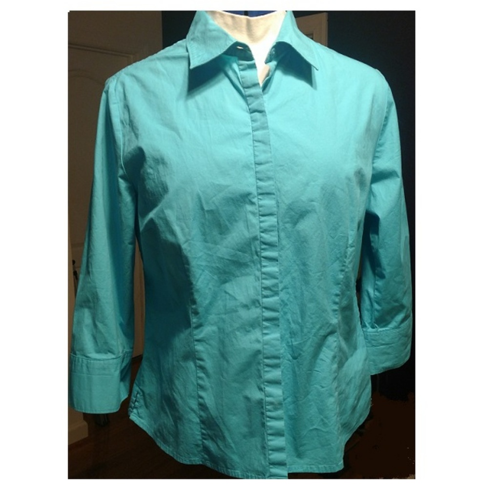 Gorgeous Aqua Blue Croft & Barrow Shirt - Picture 2 of 4